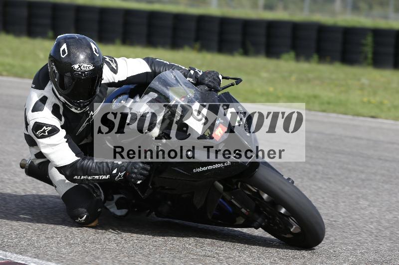 /53 16.09.2025 Track Day Domi Aegerter ADR/Gruppe rot/9